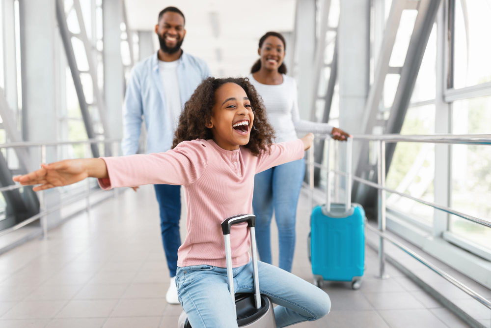 happy loving family airport